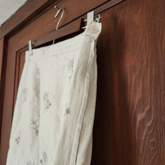 Real Comfort Floral Linen Maxi Skirt - Picture 6 of 11